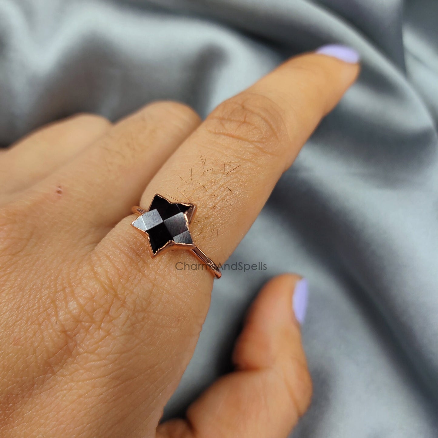Garnet Star Ring | Boho Birthstone Jewelry | Healing Crystal Gift for Her