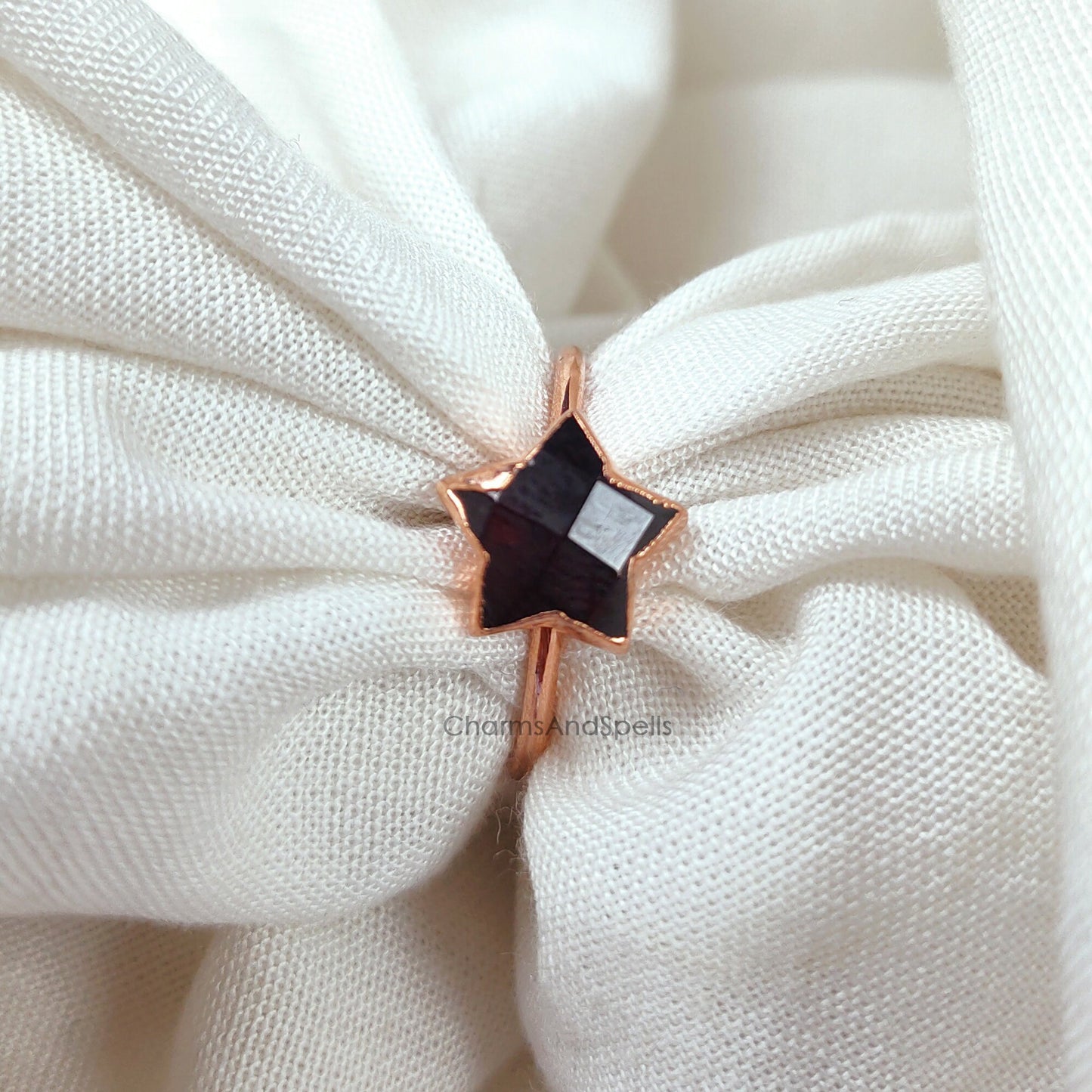 Garnet Star Ring | Boho Birthstone Jewelry | Healing Crystal Gift for Her