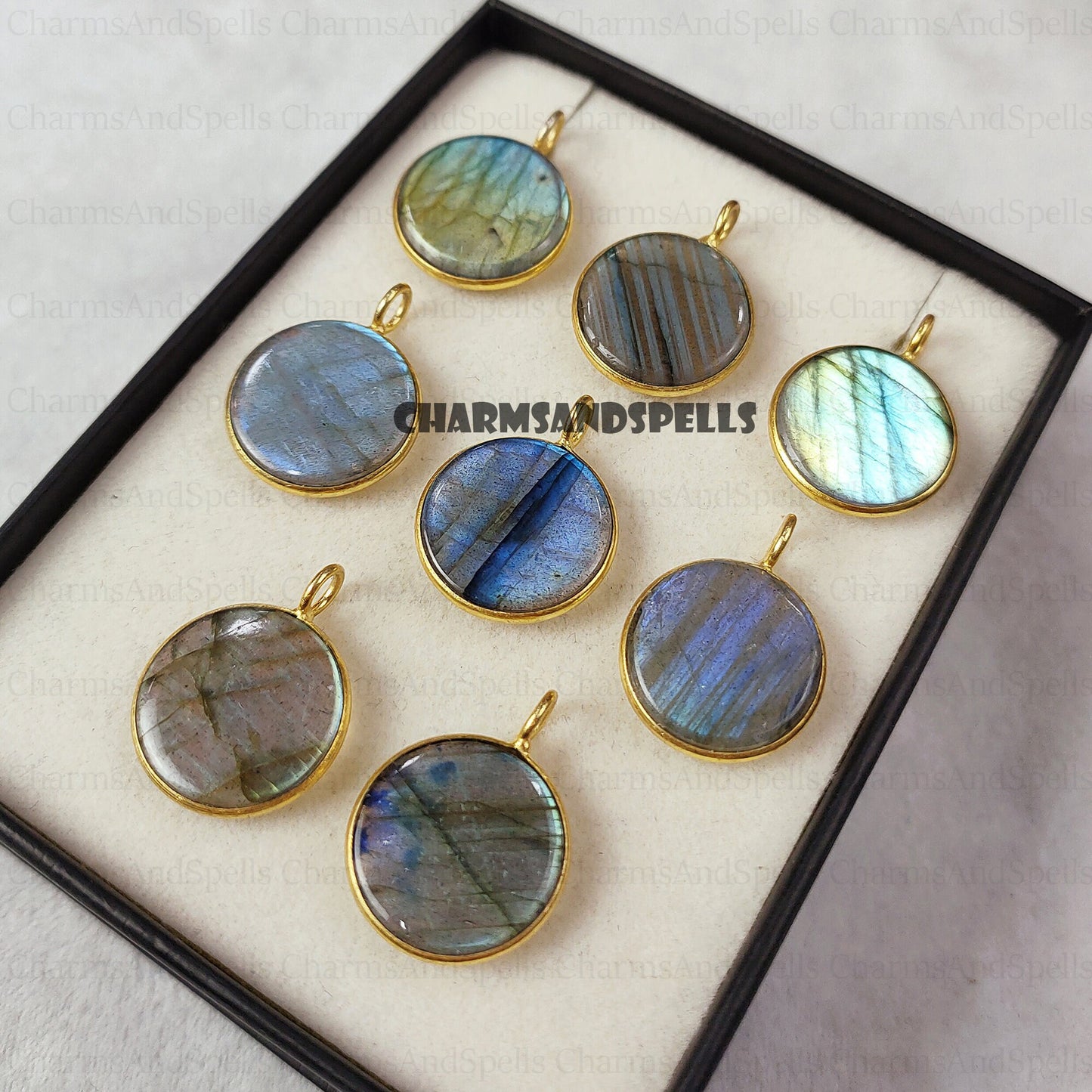 Bohemian Labradorite Coin Shape Pendent Necklace