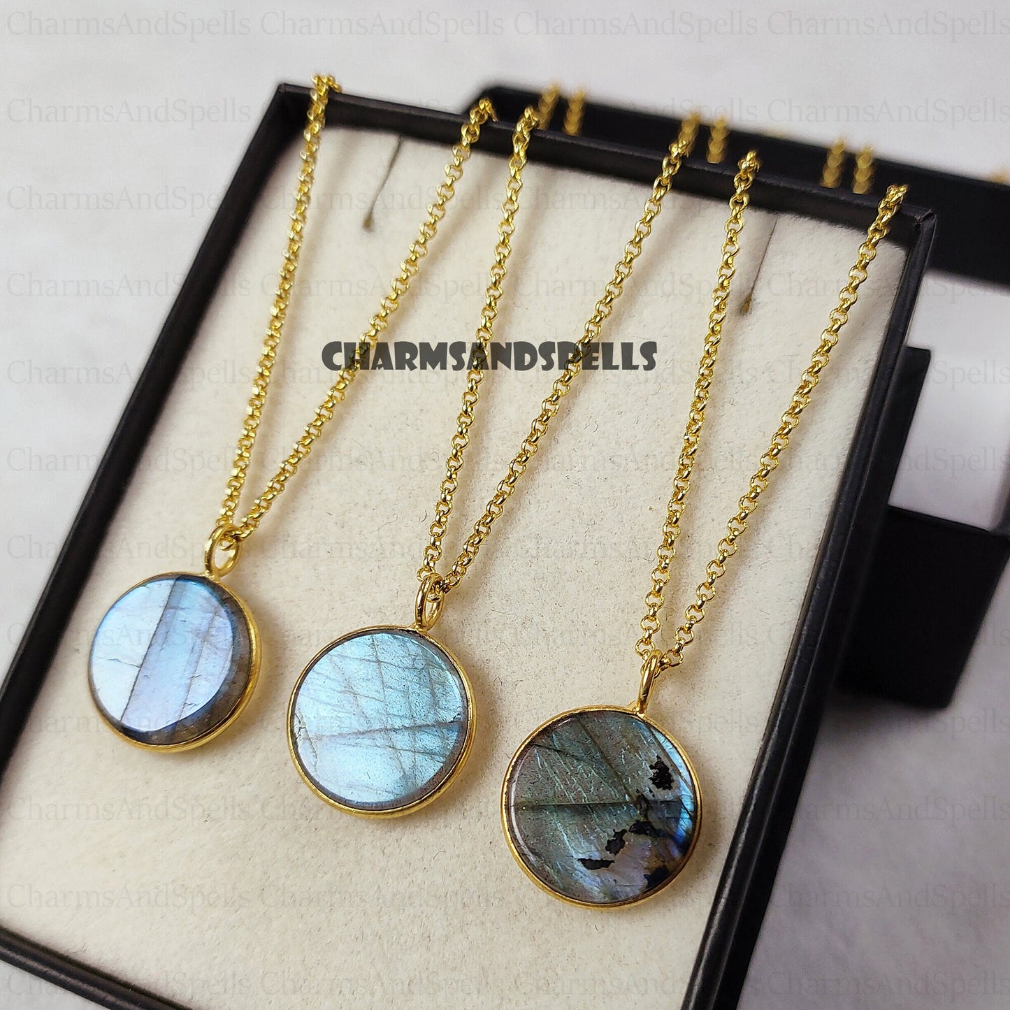 Bohemian Labradorite Coin Shape Pendent Necklace
