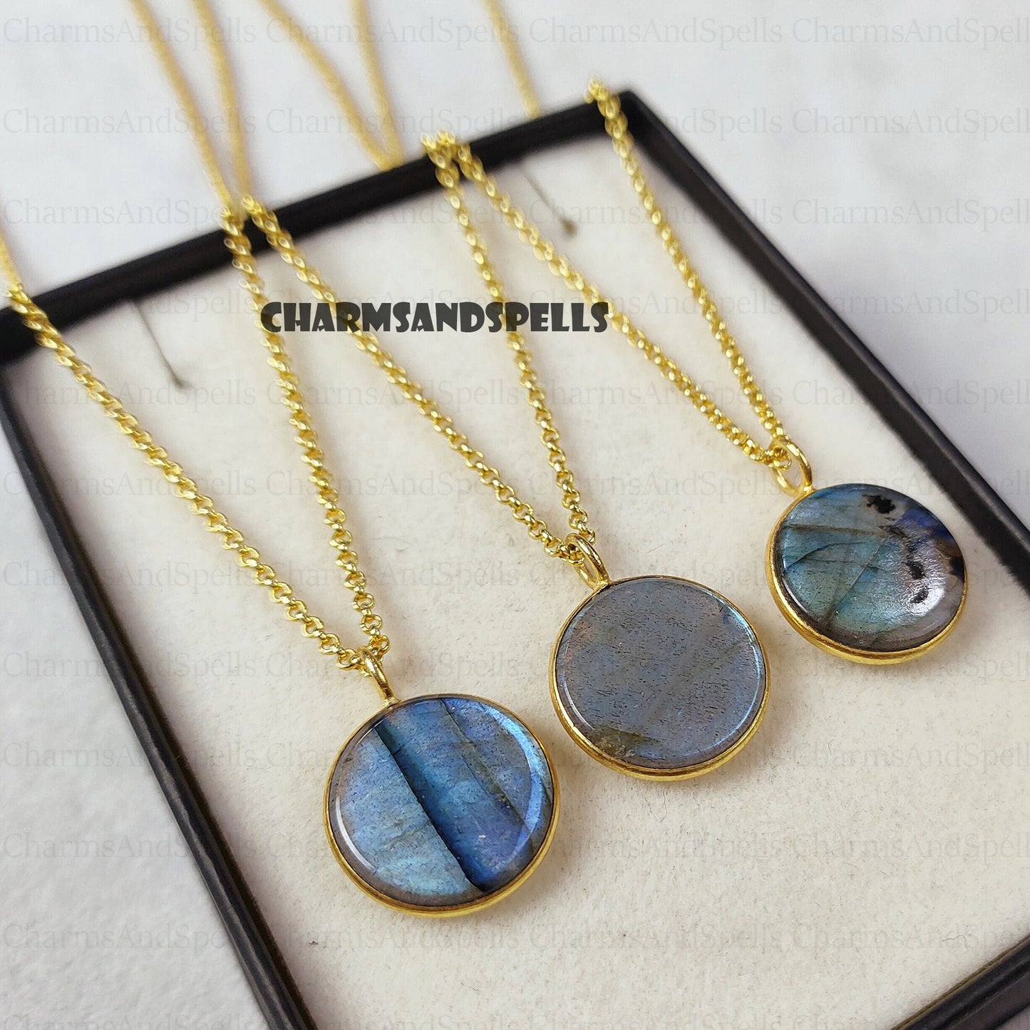 Bohemian Labradorite Coin Shape Pendent Necklace