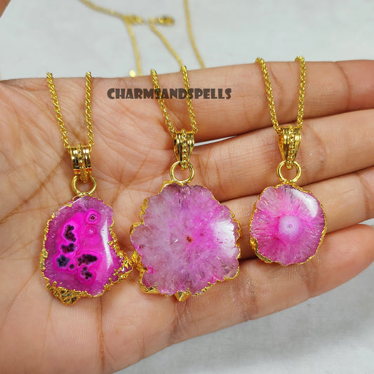 Natural Pink Solar Quartz Gemstone Necklace, Assorted Gold Plated Designer Necklace, Wholesale Pendant For Women, Assorted Crystal Necklace