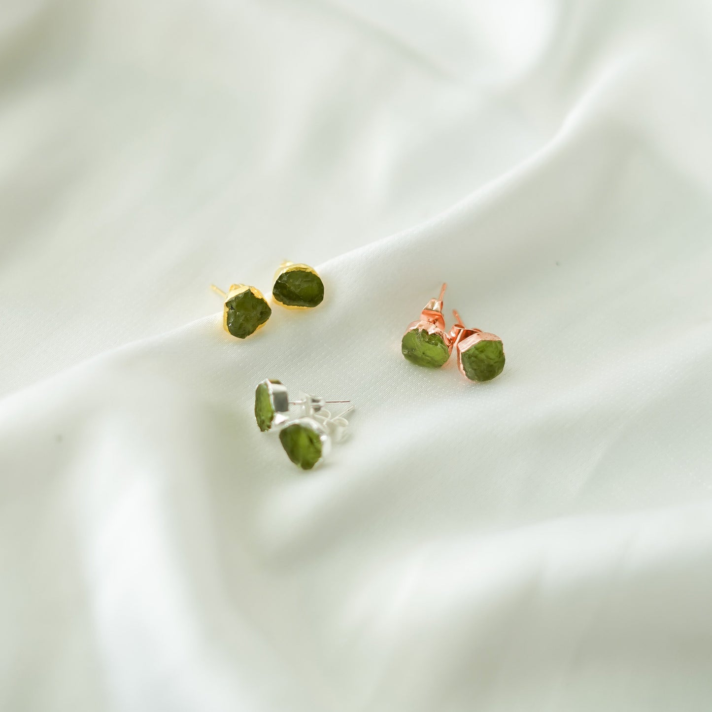 Peridot Crystal Stud Earrings| Green Gemstone Jewelry| Dainty Peridot Earrings