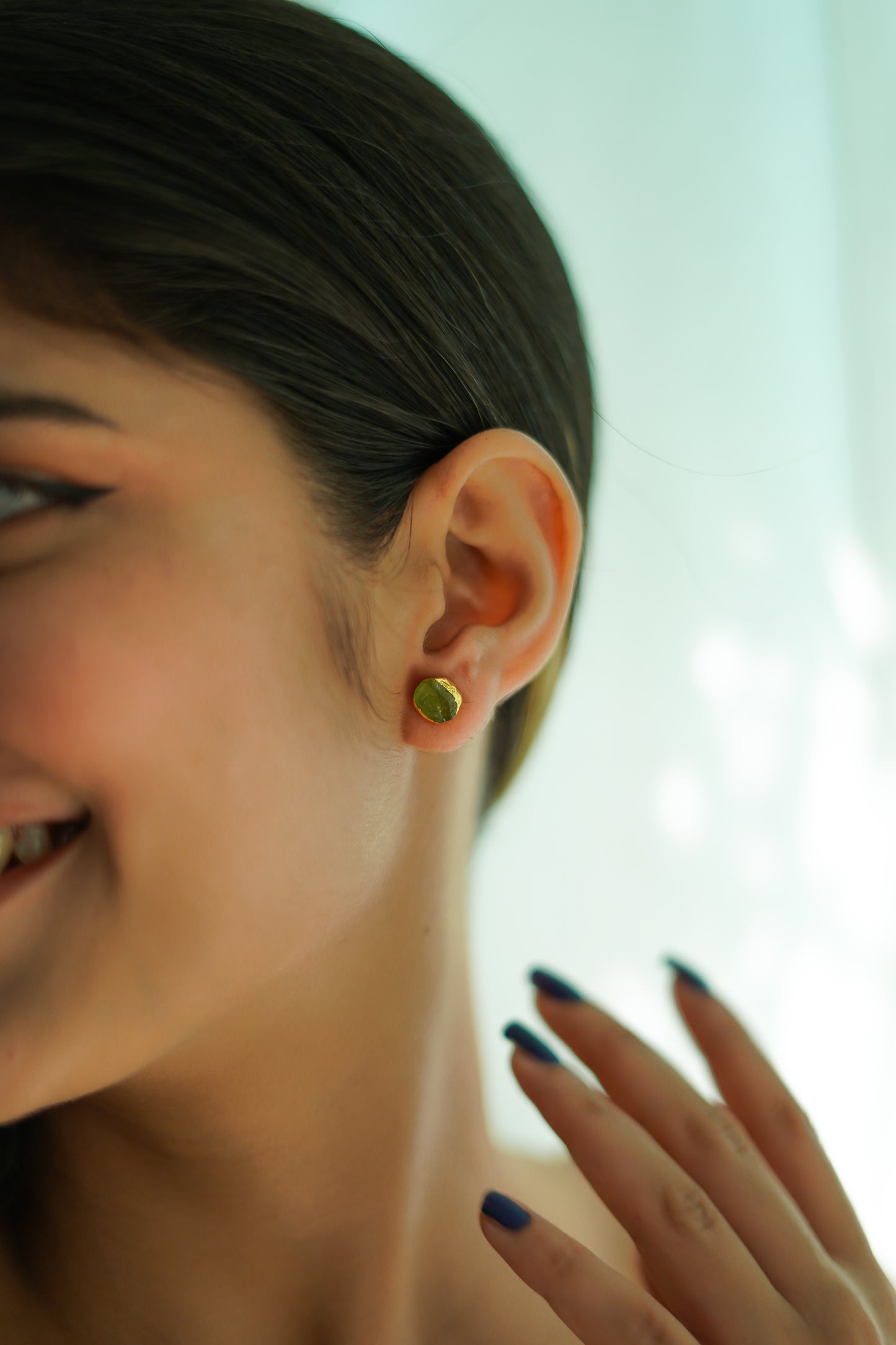 Peridot Crystal Stud Earrings| Green Gemstone Jewelry| Dainty Peridot Earrings