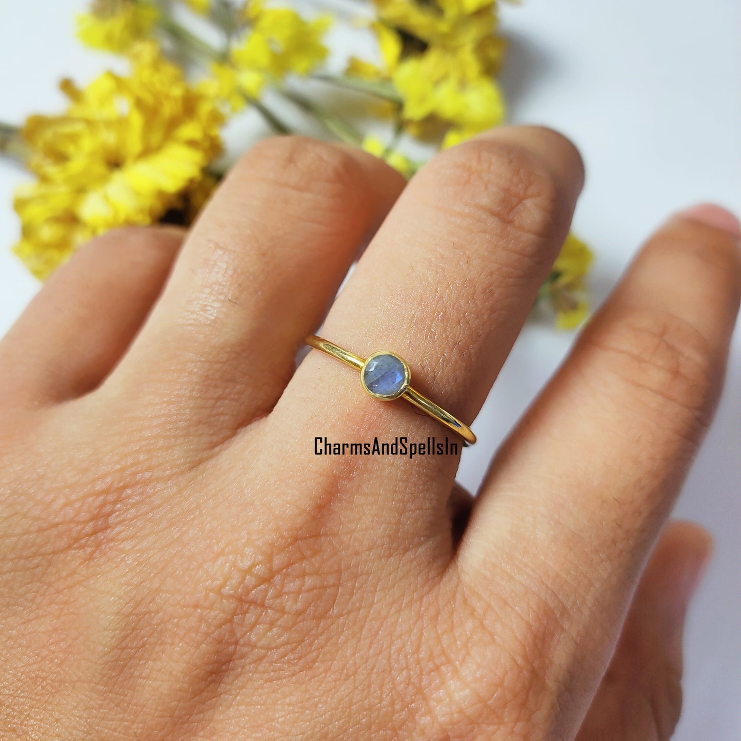 Natural Blue Flash Labradorite Ring, Dainty Ring, 925 Sterling Silver Jewelry, Labradorite Bridesmaids Gift, Woman Jewelry, Wedding Ring