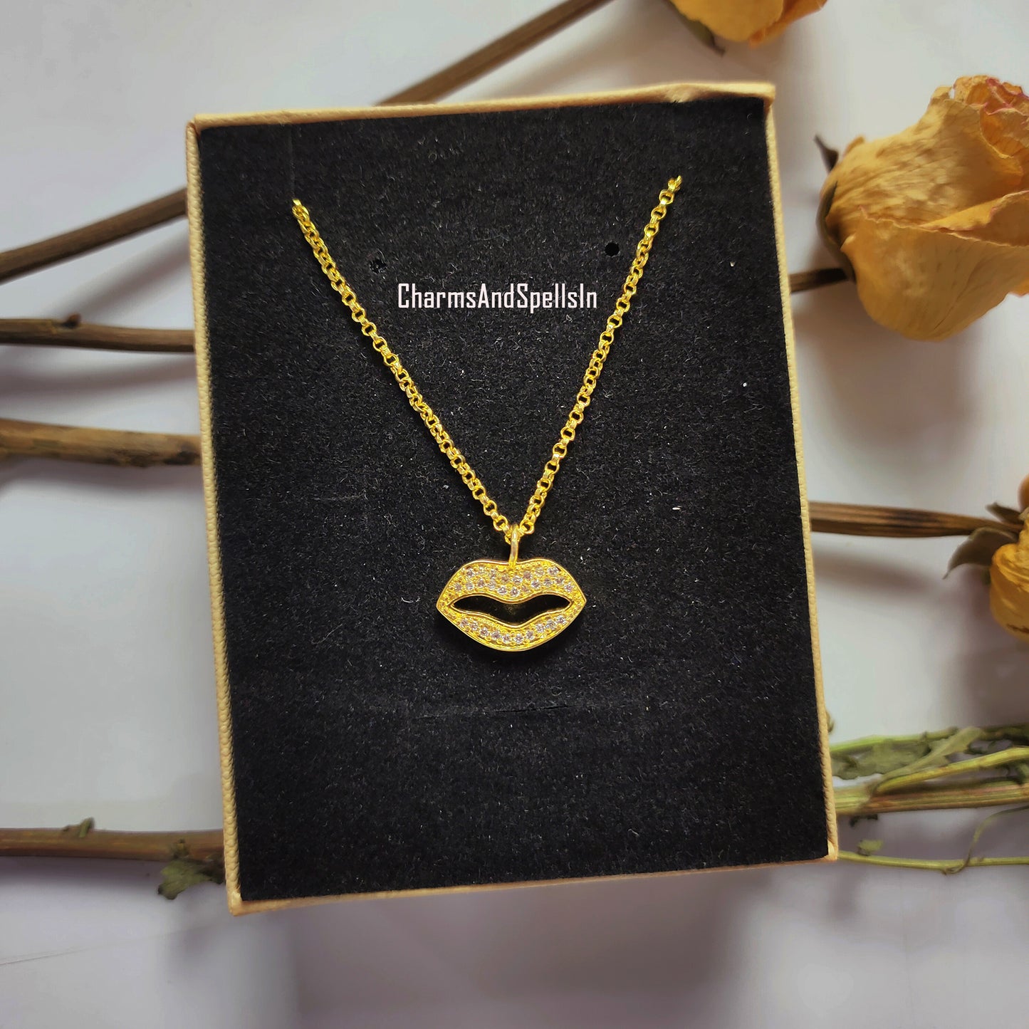 Cubic Zirconia Lips Necklace, Kiss Me charm, CZ Pendant Necklace, Gifts for Women, Bridesmaid necklace, Unique Charm Jewelry, Wedding Gift