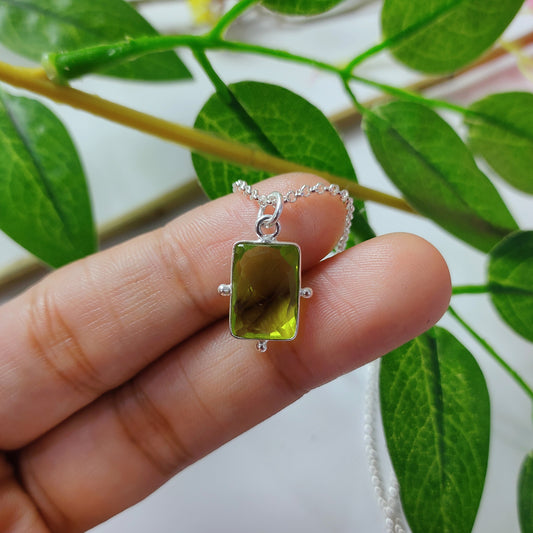 Beautiful Green Peridot Necklace, Boho Jewelry, August Birthstone Necklace, Handmade Jewelry, Peridot Pendant,Bridesmaid Gift for Girlfriend