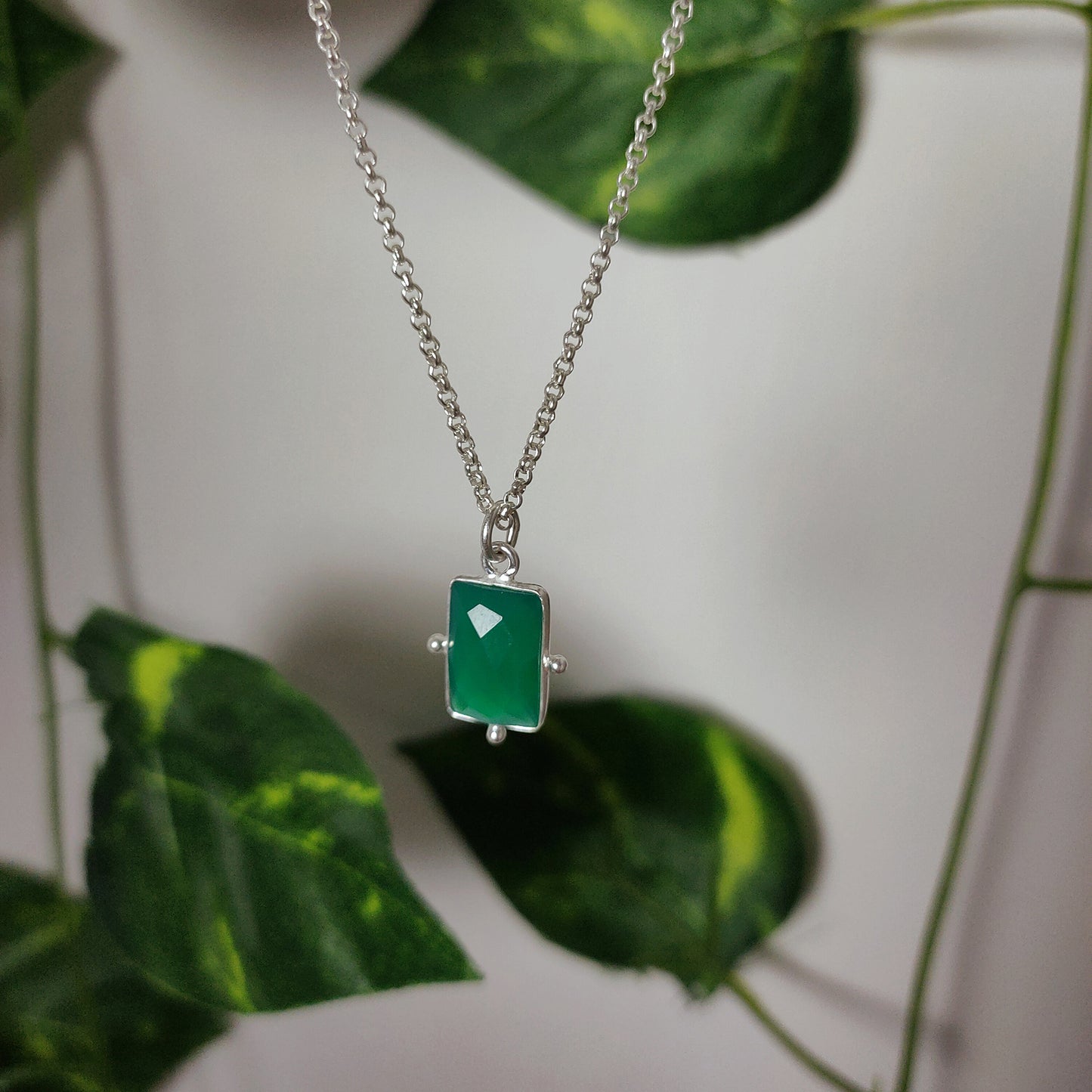 Natural Green Onyx Classic Pendant Necklace, Boho Necklace, Green Onyx Jewelry, Handmade Onyx Charm Pendant, Birthday Necklace, Gift Idea