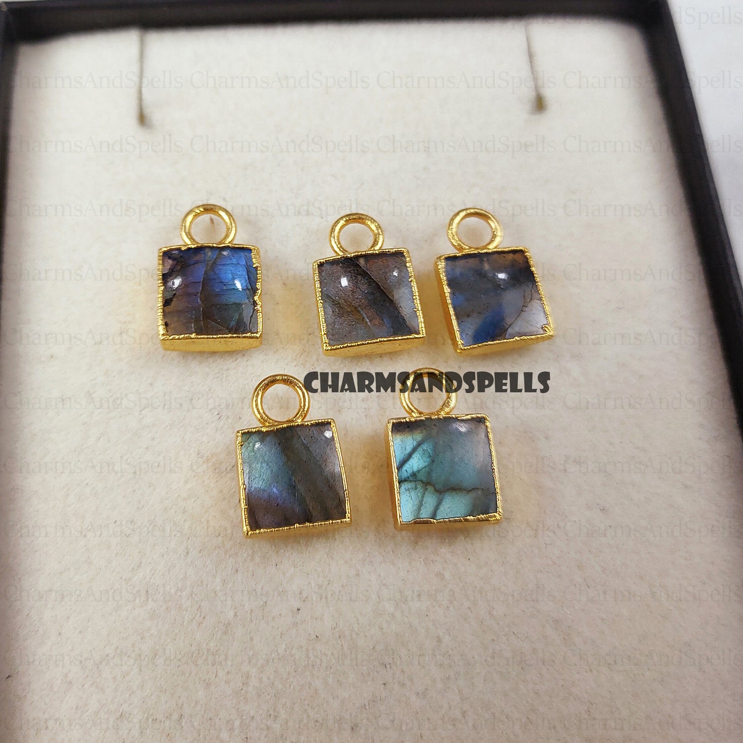 Tiny Flashy Labradorite Slice Pendant Necklace, Layered Necklaces, Electroformed Slice, Boho Necklace, Layering Jewelry, Gift For Women