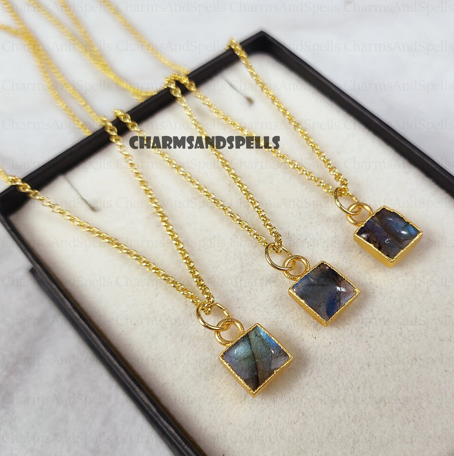 Tiny Flashy Labradorite Slice Pendant Necklace, Layered Necklaces, Electroformed Slice, Boho Necklace, Layering Jewelry, Gift For Women