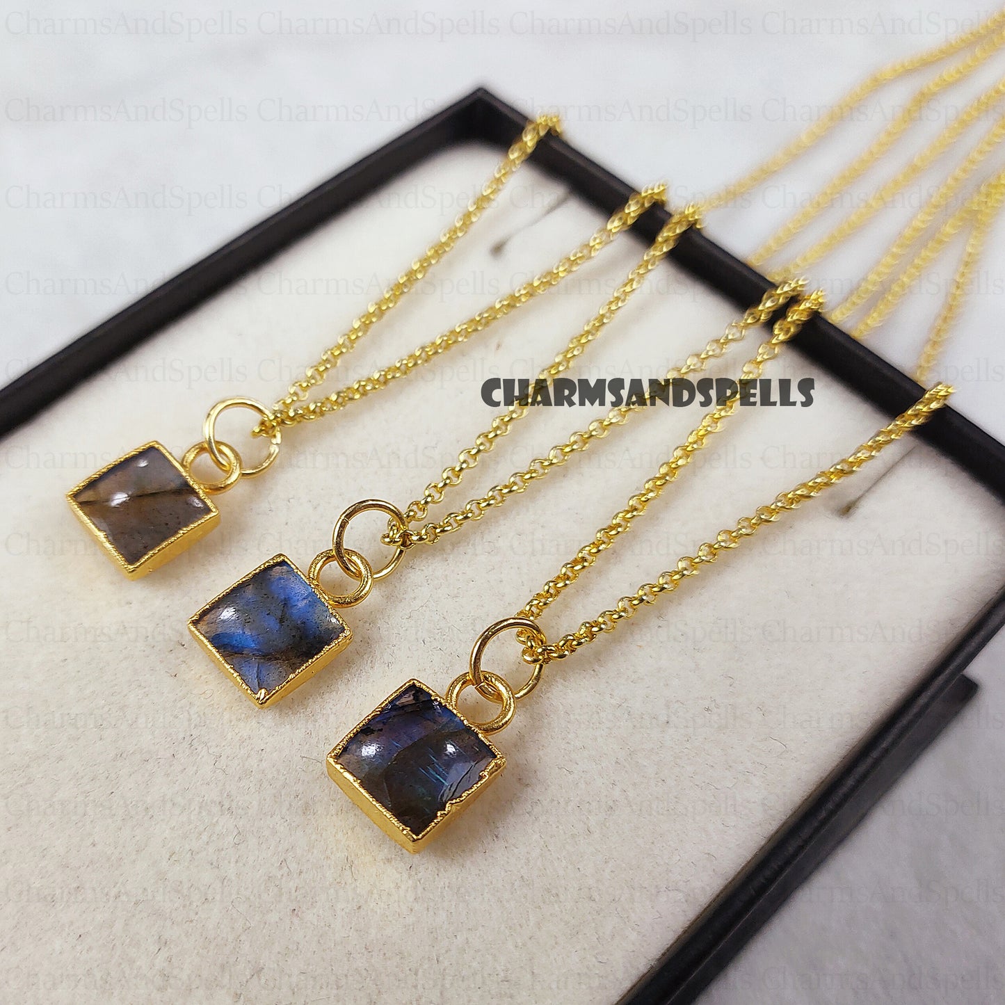 Tiny Flashy Labradorite Slice Pendant Necklace, Layered Necklaces, Electroformed Slice, Boho Necklace, Layering Jewelry, Gift For Women