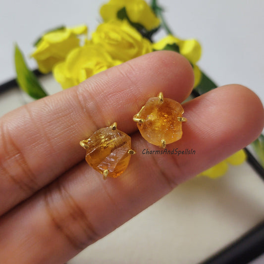 Amazing Rough Citrine Stud Earring in 925 Solid Silver