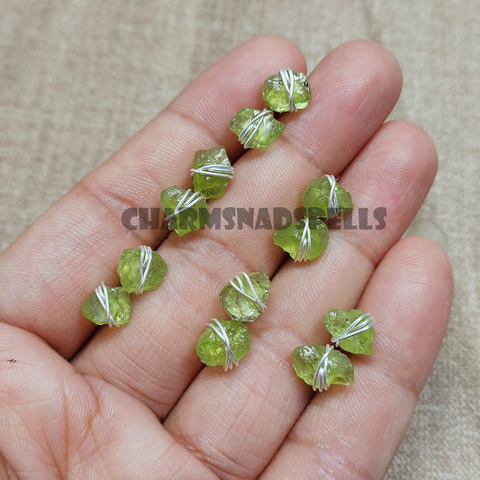 Raw Peridot Stud Earrings, Green Crystal Earrings, August Birthstone Jewelry, Dainty Gemstone Studs