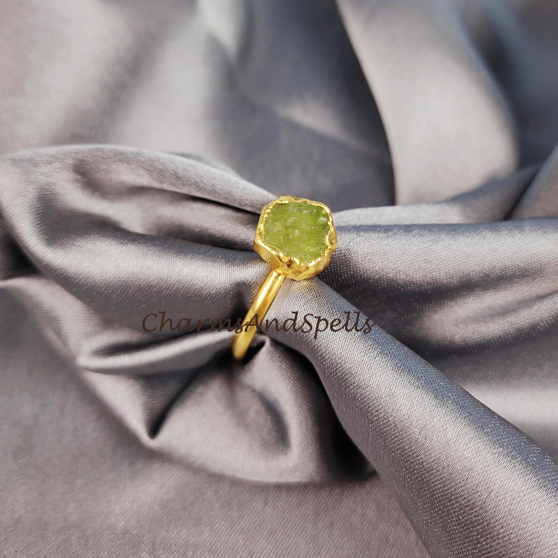 Natural Raw Peridot Ring, Electroplated Ring, August Ring, Gift for Her, Raw Stone Ring, Birthstone, Imitation Rin - Charms And Spells