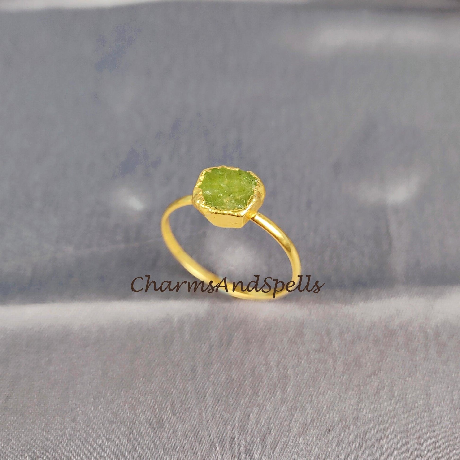 Natural Raw Peridot Ring, Electroplated Ring, August Ring, Gift for Her, Raw Stone Ring, Birthstone, Imitation Rin - Charms And Spells