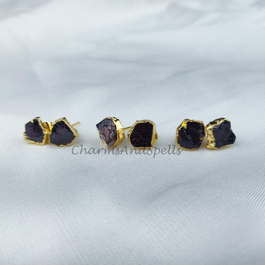 Rough Garnet Gold Electroplated Stud Earrings, Birthstone Jewelry, Rough Stone Jewelry - Charms And Spells