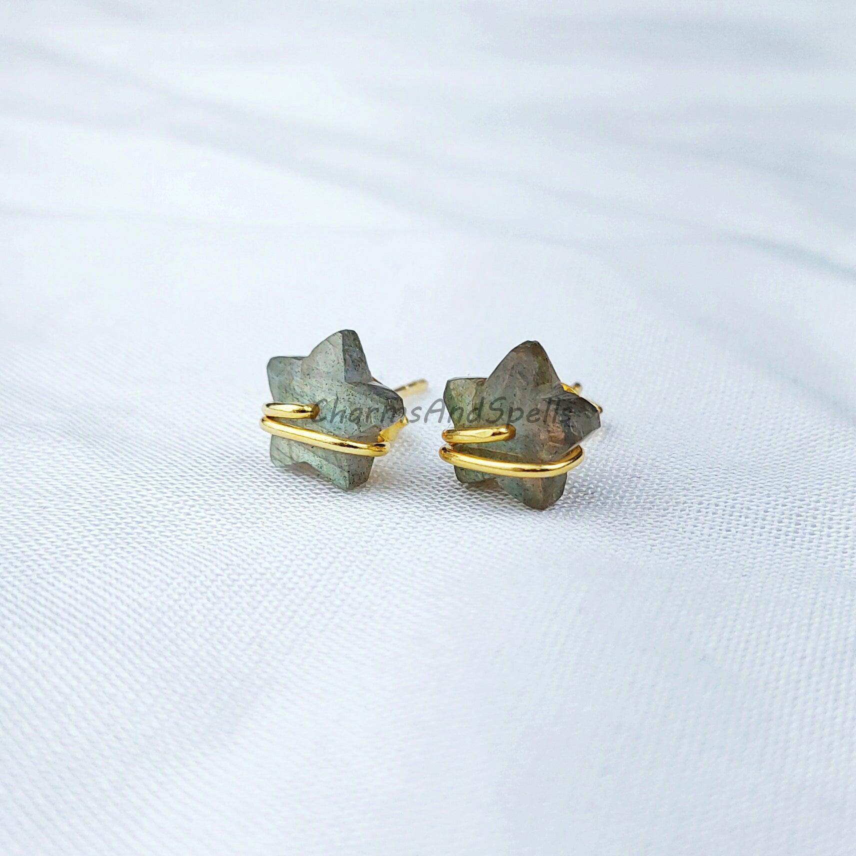 Tiny Labradorite studs, star shape jewelry, wire wrap earrings, minimalist crystal jewelry, boho earrings, small stud - Charms And Spells