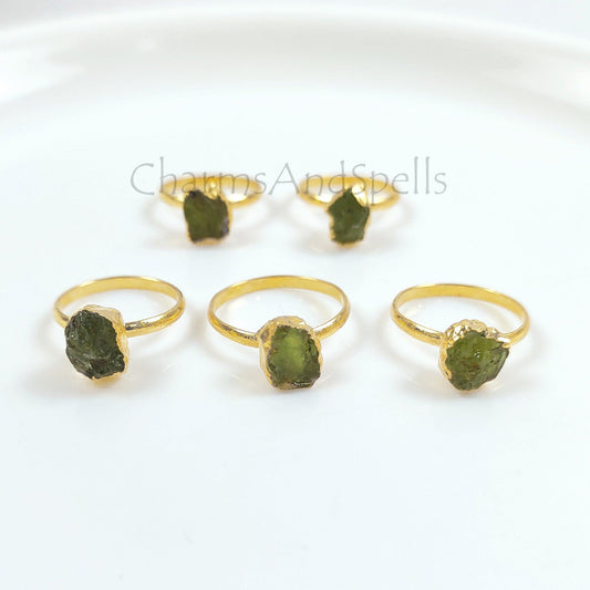 Natural Raw Peridot Ring, Electroplated Ring, August Ring, Gift for Her, Raw Stone Ring, Birthstone, Imitation Ring, Unique Jewelry, Gift - Charms And Spells