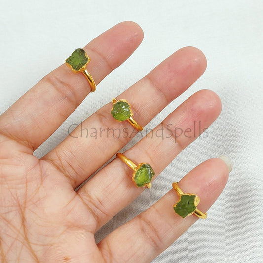 Natural Raw Peridot Ring, Electroplated Ring, August Ring, Gift for Her, Raw Stone Ring, Birthstone, Imitation Ring, Unique Jewelry, Gift - Charms And Spells