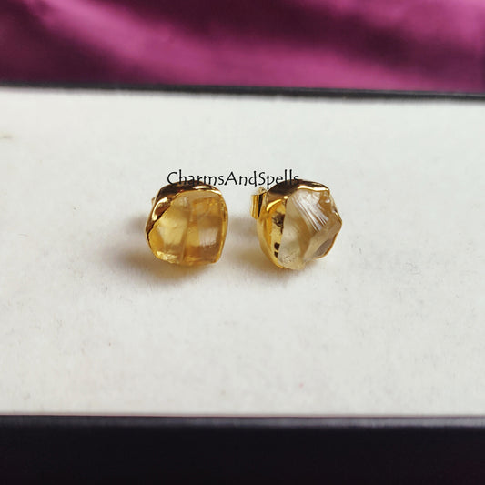 Raw Citrine Earrings, Dainty Citrine Jewelry, November Birthstone Earrings, Yellow Studs, Raw Crystal Earrings, Gold Plated Stud Earrings