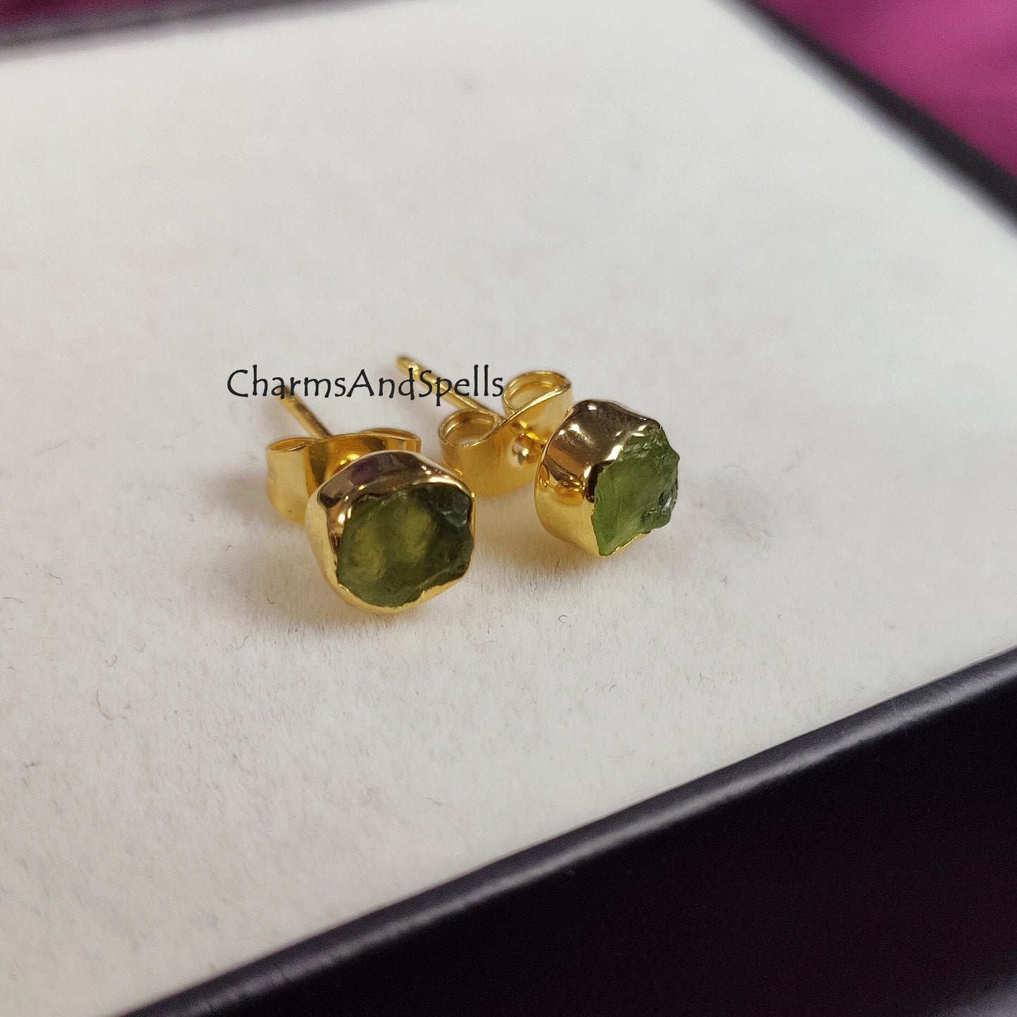 Tiny Raw Peridot Earrings, Gold Plated Earrings, Peridot Jewelry, Raw Crystal Earrings, Stud Earrings, Raw Stone Earring, August Birthstone