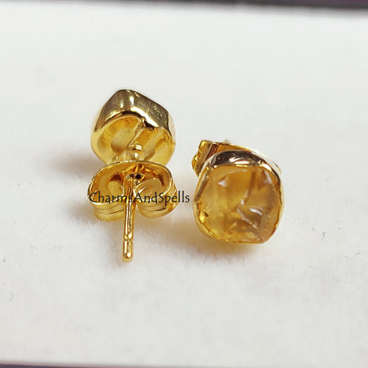 Raw Citrine Earrings, Dainty Citrine Jewelry, November Birthstone Earrings, Yellow Studs, Raw Crystal Earrings, Tiny Raw Stud Earrings, Gift