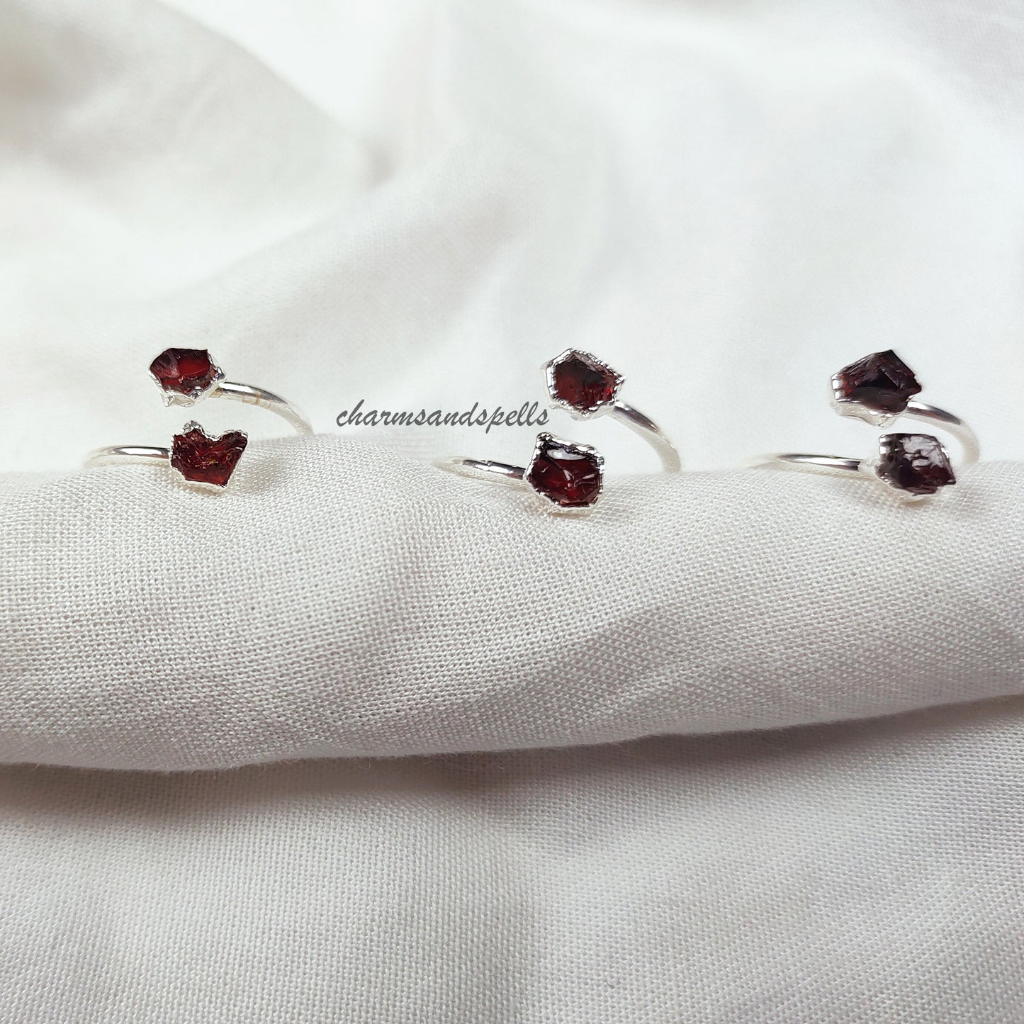 Natural Raw Red garnet Ring, Promise Ring, Electroplated Ring, Bohemian Jewelry, Garnet Jewelry, January Birthstone Ring, Wedding Gift, Gift